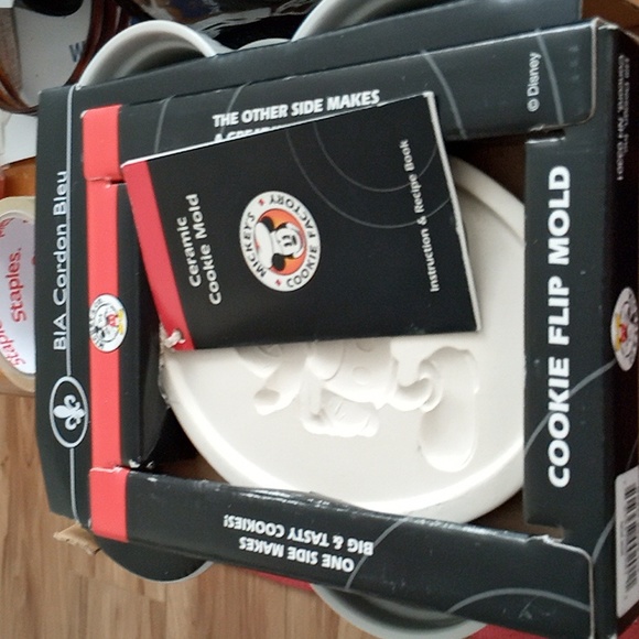 Ceramic Cookie Mickey Mouse Flip Mold - Picture 2 of 3